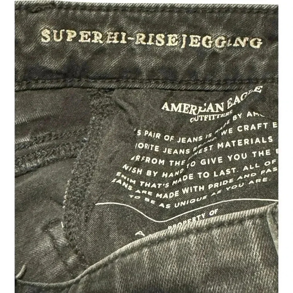American Eagle Outfitters Size 6 Short Black Distressed Super Hi-Rise Jegging - Picture 5 of 7